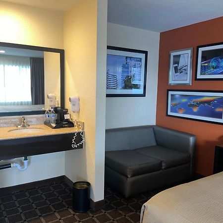 Oregon Trail Inn And Suites Лейквью Екстер'єр фото